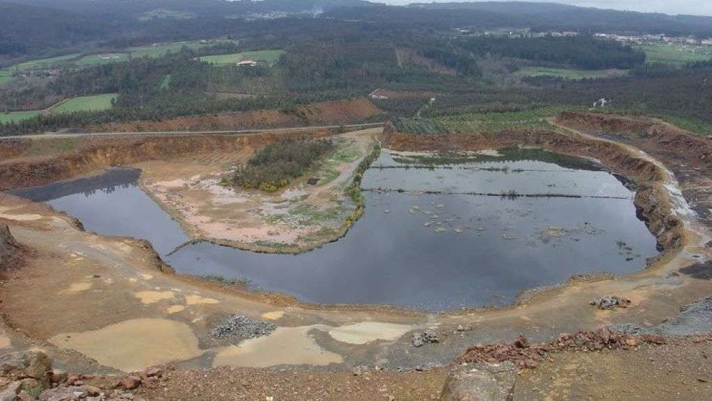 ADEGA denuncia: a Xunta reviva un proxecto mineiro con máis contaminación e riscos ambientais