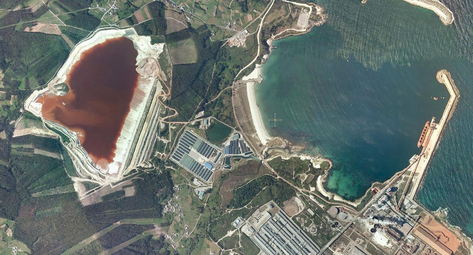 A Xunta somete a alegacións o proxecto da balsa de lodos vermellos de Alcoa