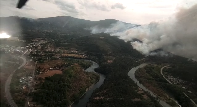 A choiva salva á Ribeira Sacra e a Galicia do lume… por agora?