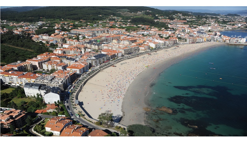 Sanxenxo, Vilagarcía e Oleiros entre os 50 concellos máis construídos do litoral español