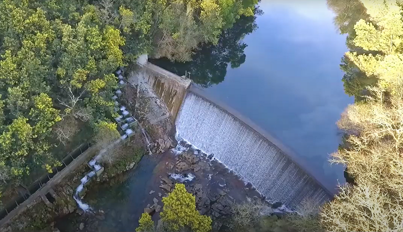 Piden o peche cautelar da presa Ponte Inferno cuxa explotación caducou no 2017