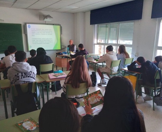 140 alumnos sensibilizados, o núcleo de San Vicente sen Herba da Pampa e a contorna de As Bizocas sen plumacho 