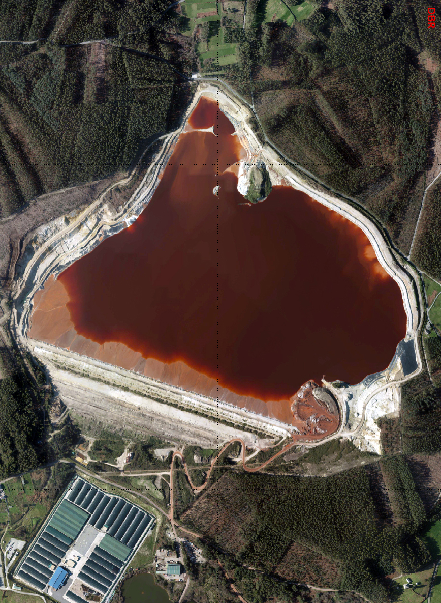 ADEGA alerta dunha nova ampliación da balsa de lamas vermellas de ALCOA en Xove e reclama o seu peche definitivo